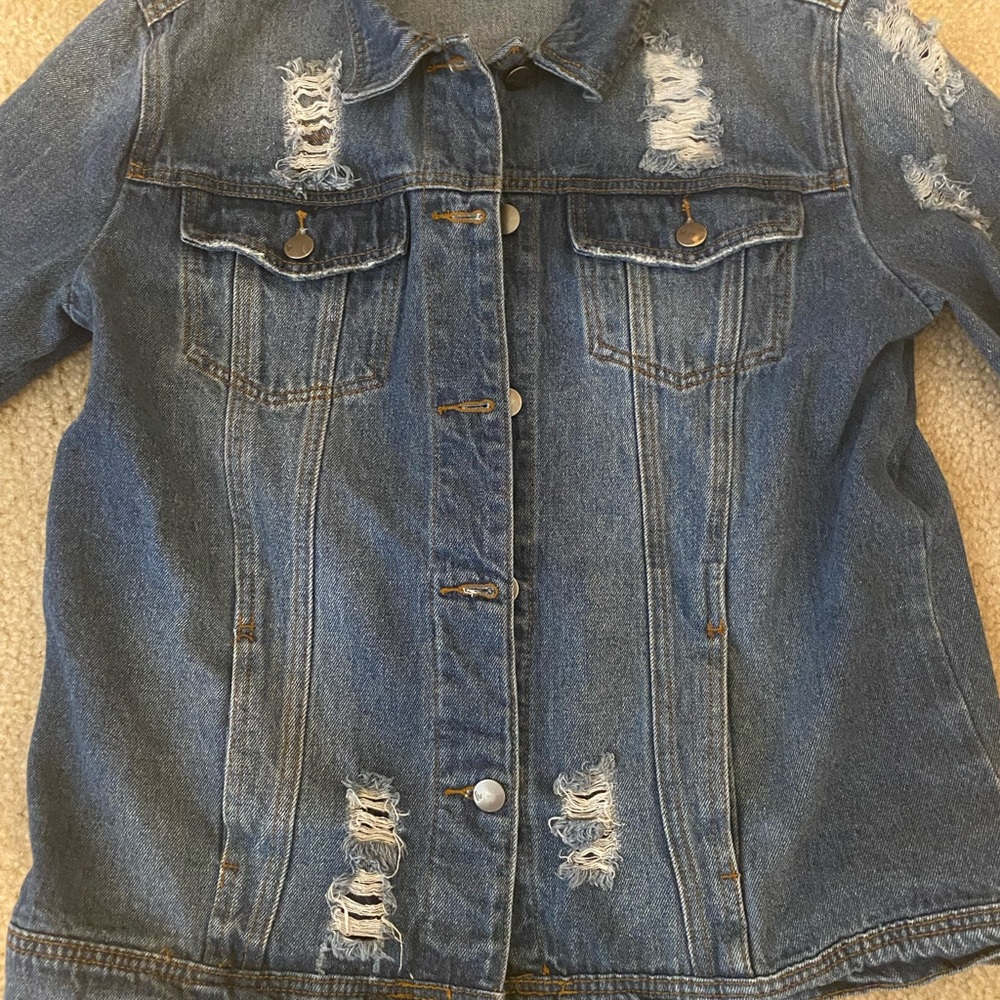 Distressed Denim (Jean jacket) women’s large fits a men’s medium !!!
